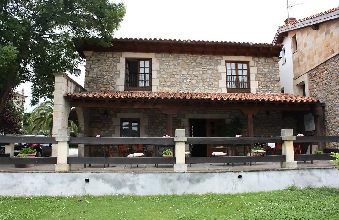 Posada de Peredo y Villa-1